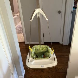 Graco Doorway Bumper Jumper - great condition